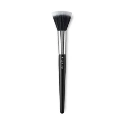 F139 - FLUID FACE BRUSH