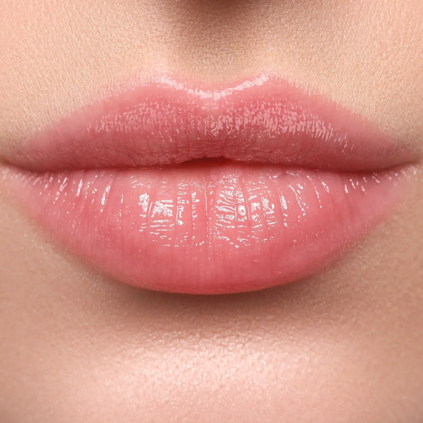 HYDRASHEER GLOSSY LIPSTICK