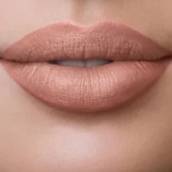 LIP BLUSH BLURRED EFFECT LIPSTICK