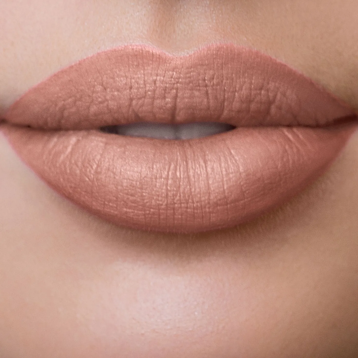 LIP BLUSH BLURRED EFFECT LIPSTICK
