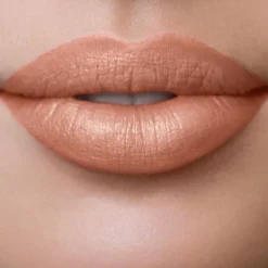 LIP SHOT