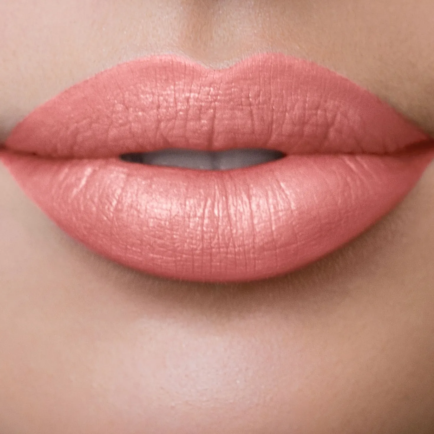 LIP SHOT