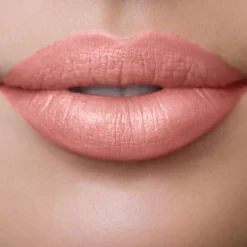 LIP SHOT