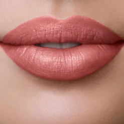 LIP SHOT