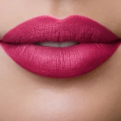 LONG LASTING LIQUID LIPSTICK