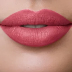 LONG LASTING LIQUID LIPSTICK