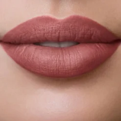 LONG LASTING LIQUID LIPSTICK