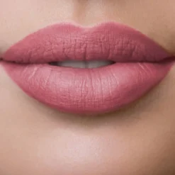 LONG LASTING LIQUID LIPSTICK